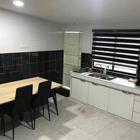 Kinaz Homestay Ipoh Exterior photo