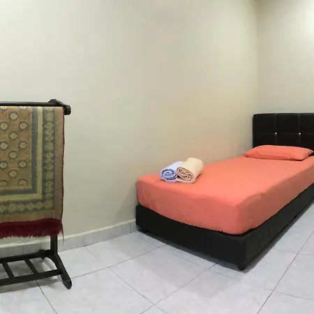 Kinaz Homestay Ipoh Exterior photo